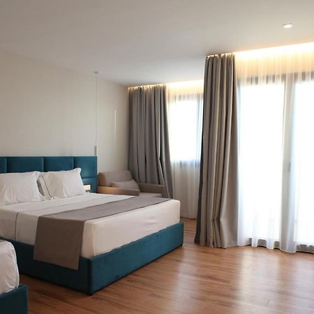 Volmar Hotel Durrës Exterior foto